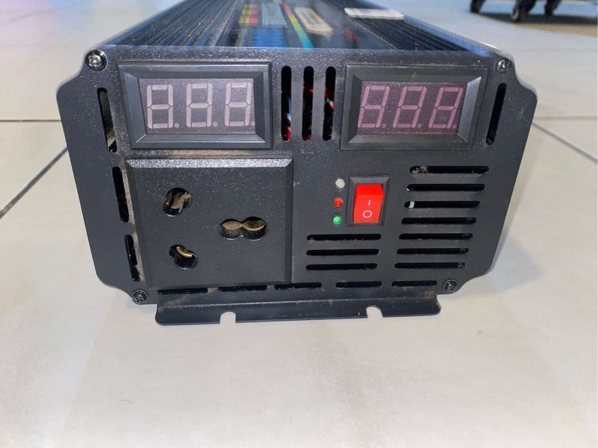 Power inverter 1000 watts