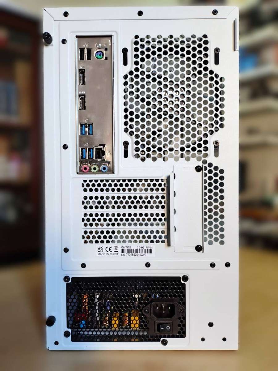 AMD Ryzen 5 4650G Gaming Tower