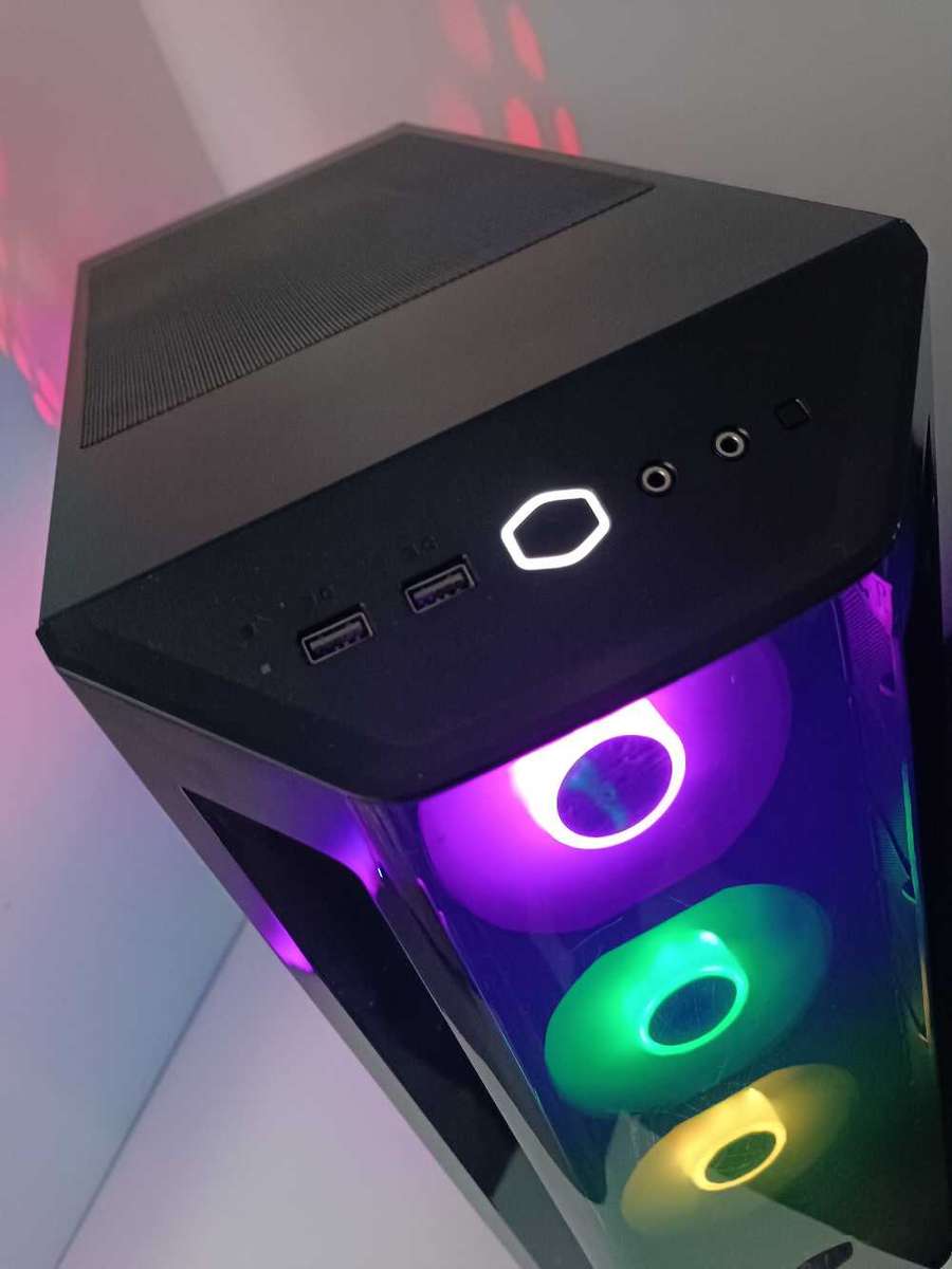 Cooler Master Ryzen 5 Gaming PC