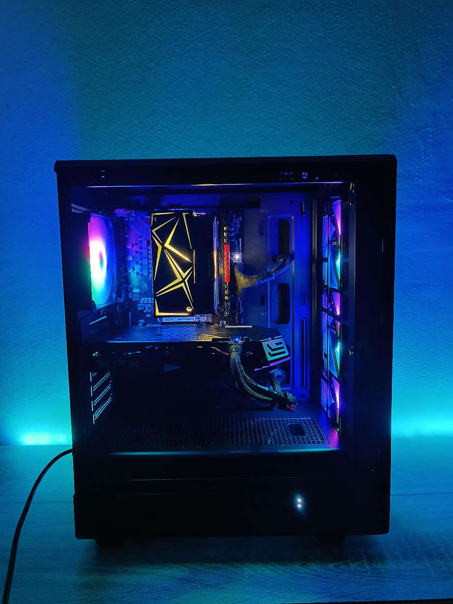 AMD Ryzen 7 Gaming PC