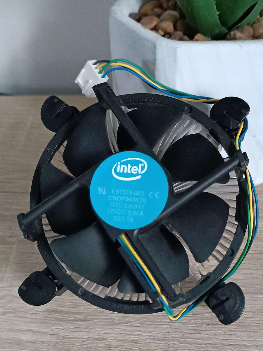 Intel Stock CPU Cooler