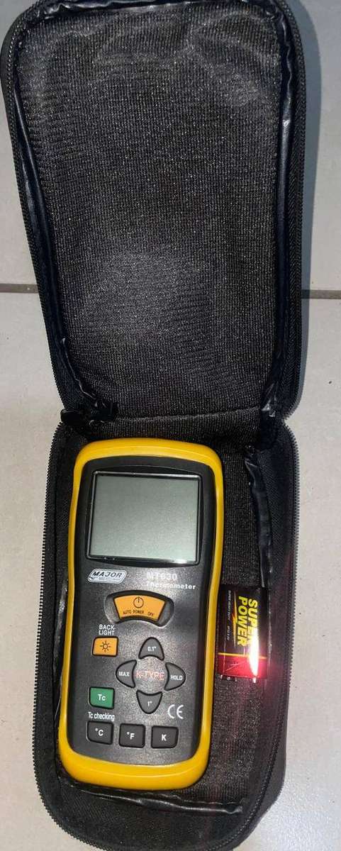 MAJOR TECH MT630 THERMOMETER