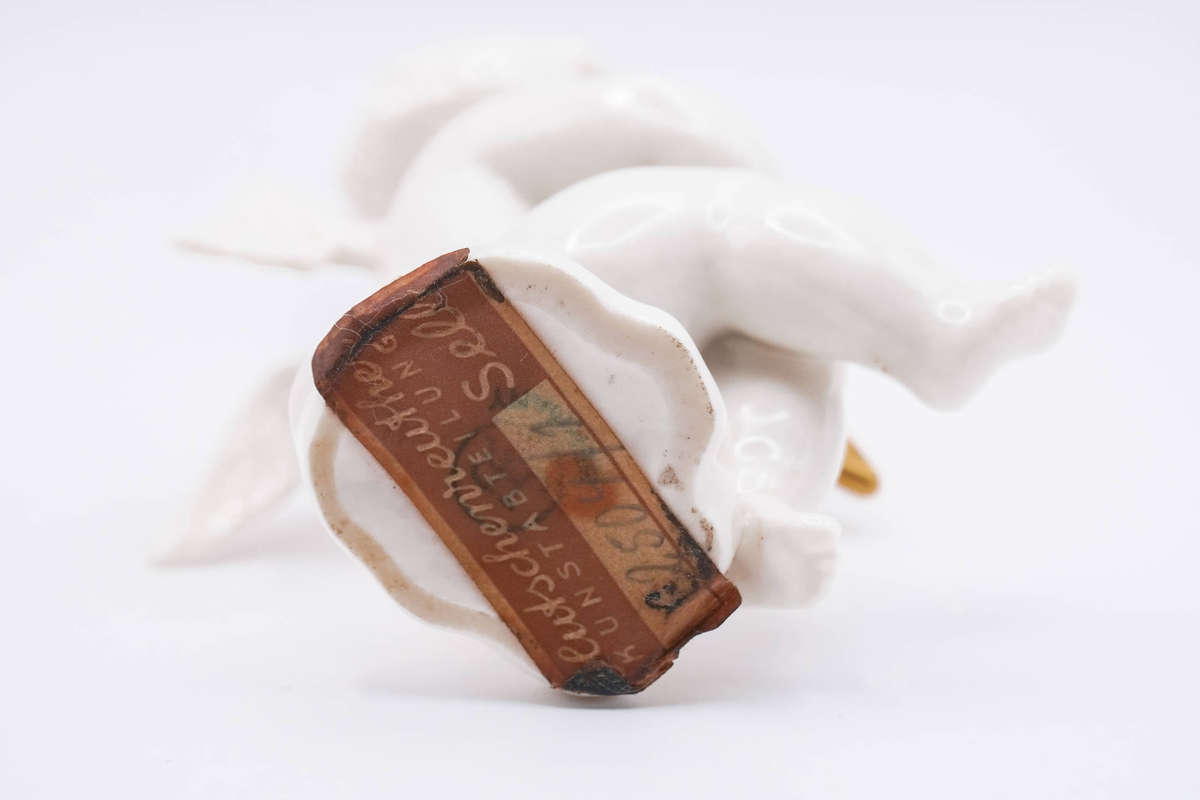 Hutschenreuther Selb Cherub with Gold Triangle  German porcelain putto musician (Kunstabteilung)