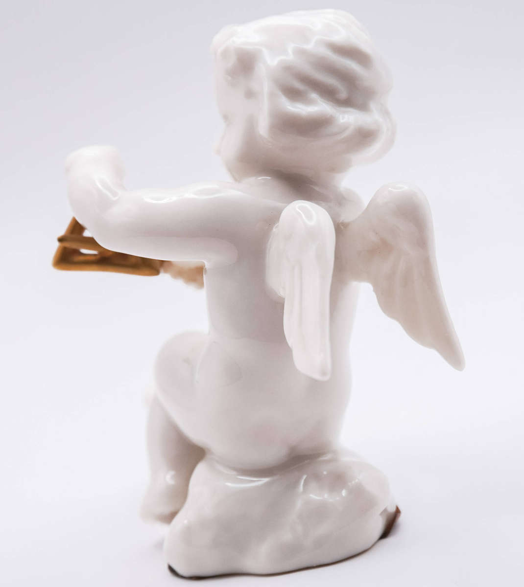 Hutschenreuther Selb Cherub with Gold Triangle  German porcelain putto musician (Kunstabteilung)