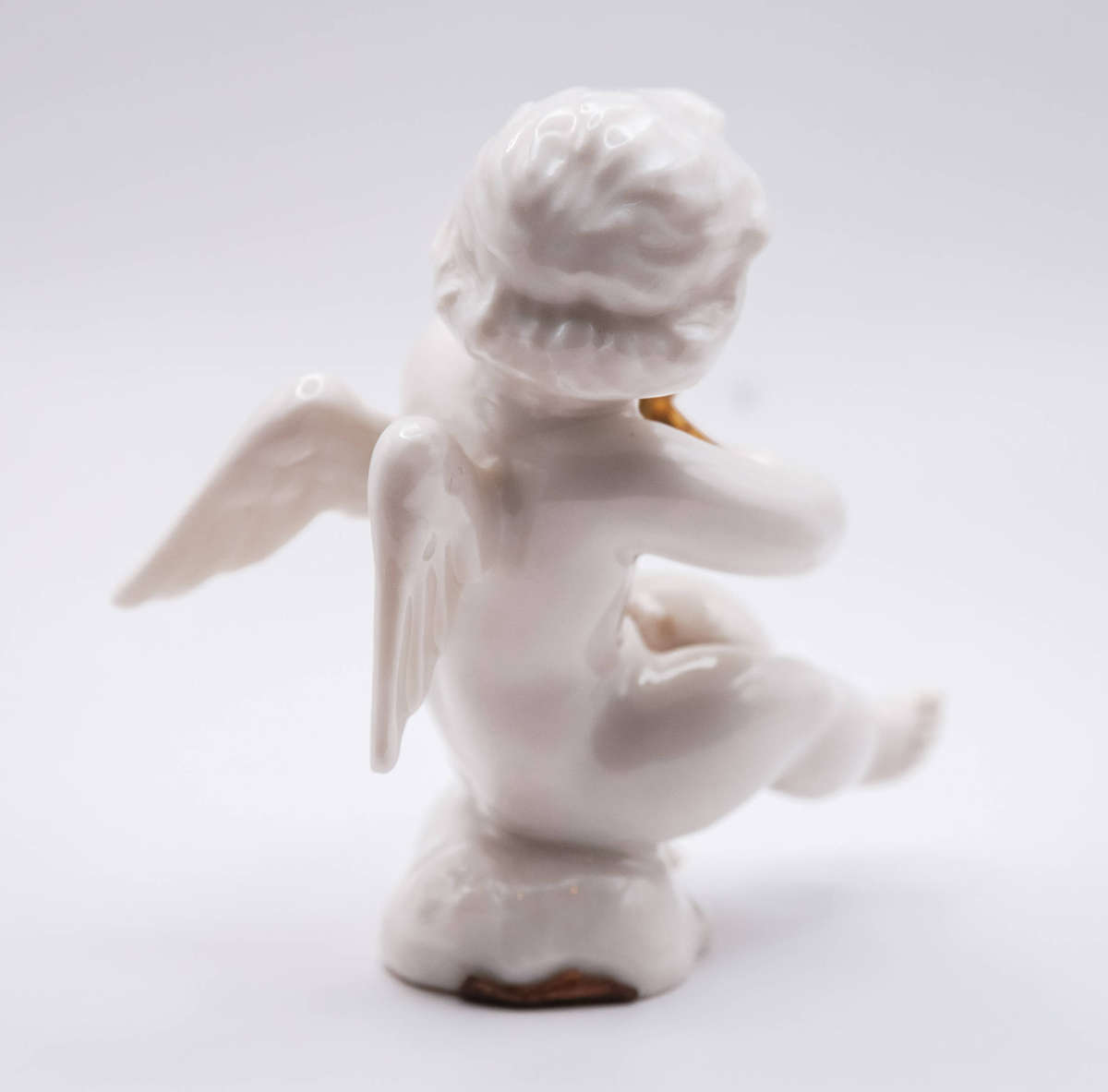 Hutschenreuther Selb Cherub with Gold Triangle  German porcelain putto musician (Kunstabteilung)