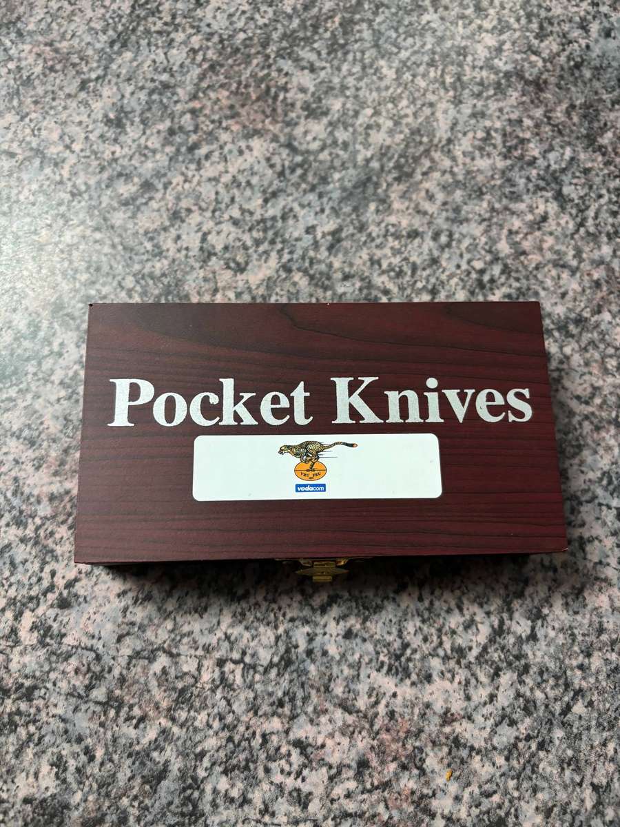 CRAZY R1 START ***CHEETAH KNIFE IN WOODEN CASE***