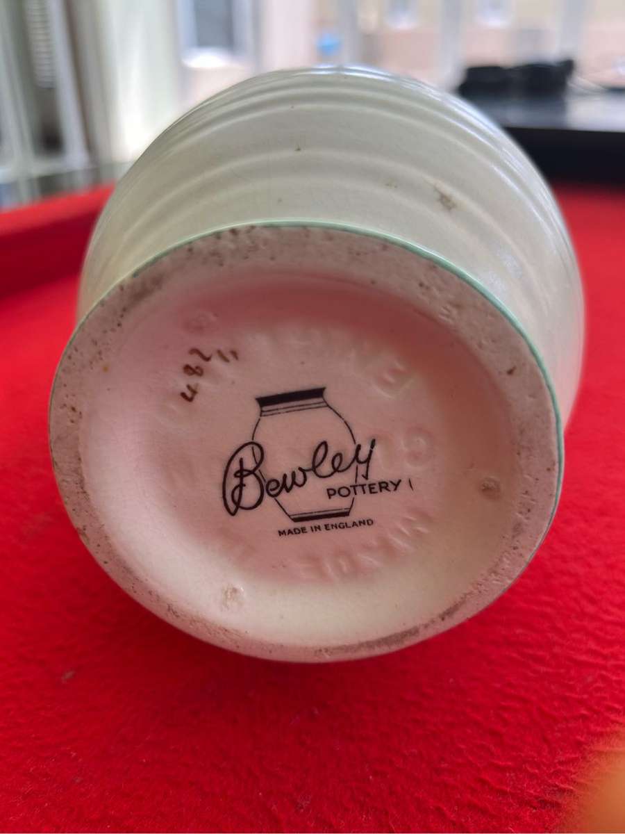 Bewley Pottery (Made in England) Vase
