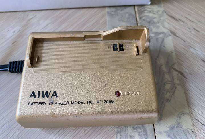 Aiwa HS JX 2000 gold radio cassette recorder  BBE System super synthesizer tuning HS JX 2000