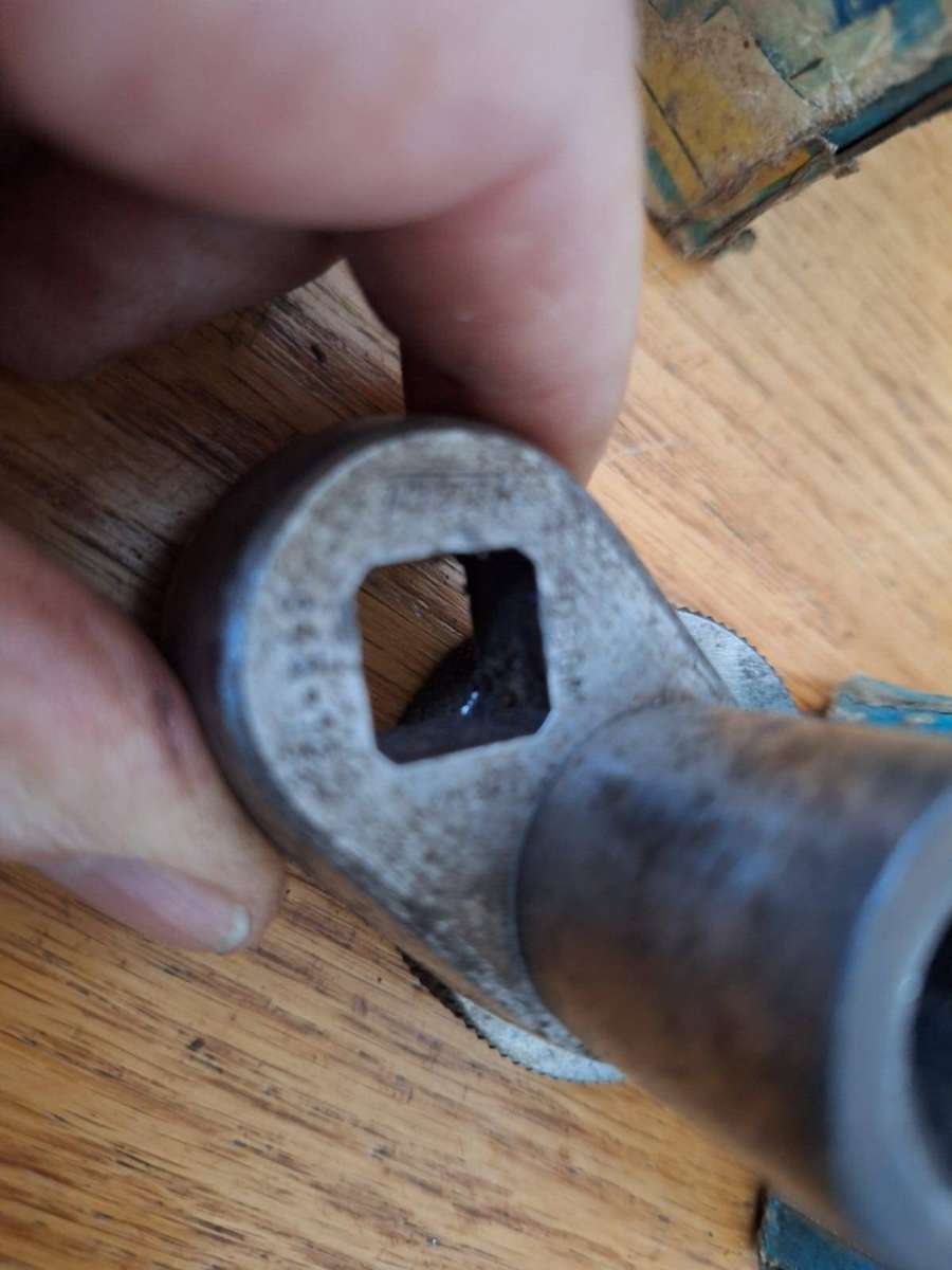 Hazet Stud Remover in original box
