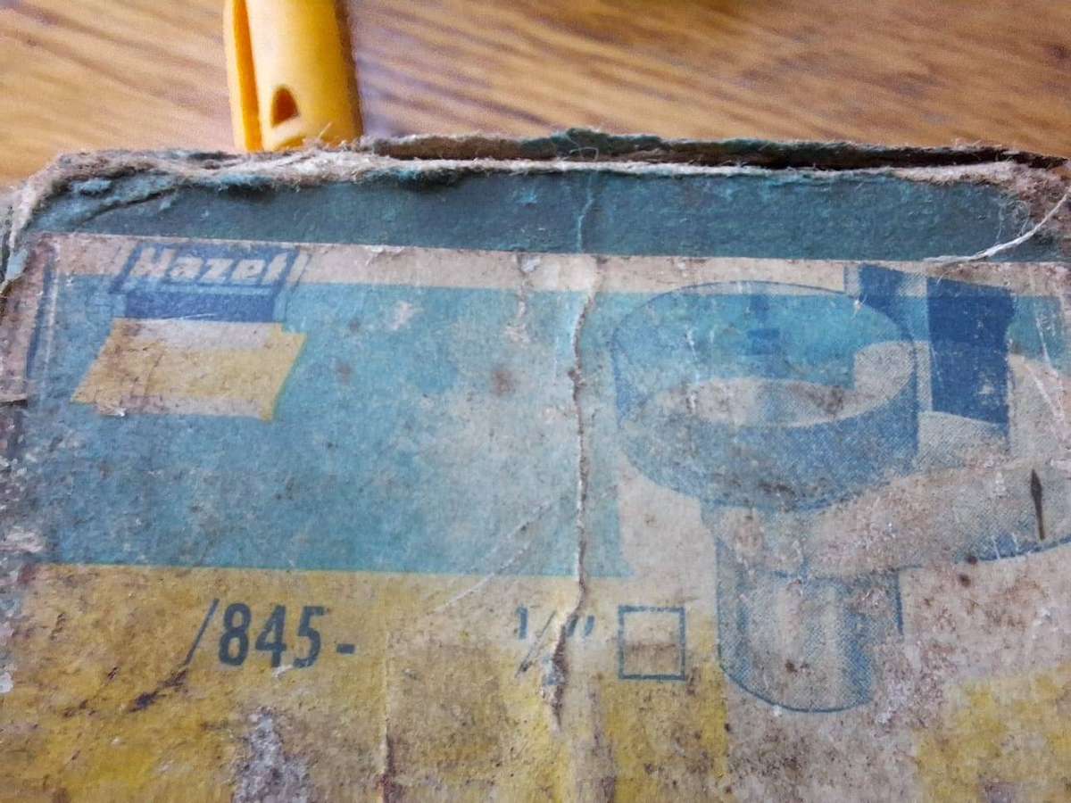 Hazet Stud Remover in original box