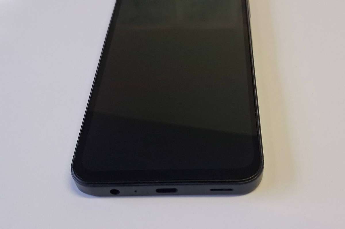 Samsung Galaxy A15 128GB Dual-Sim (Blue-Black)