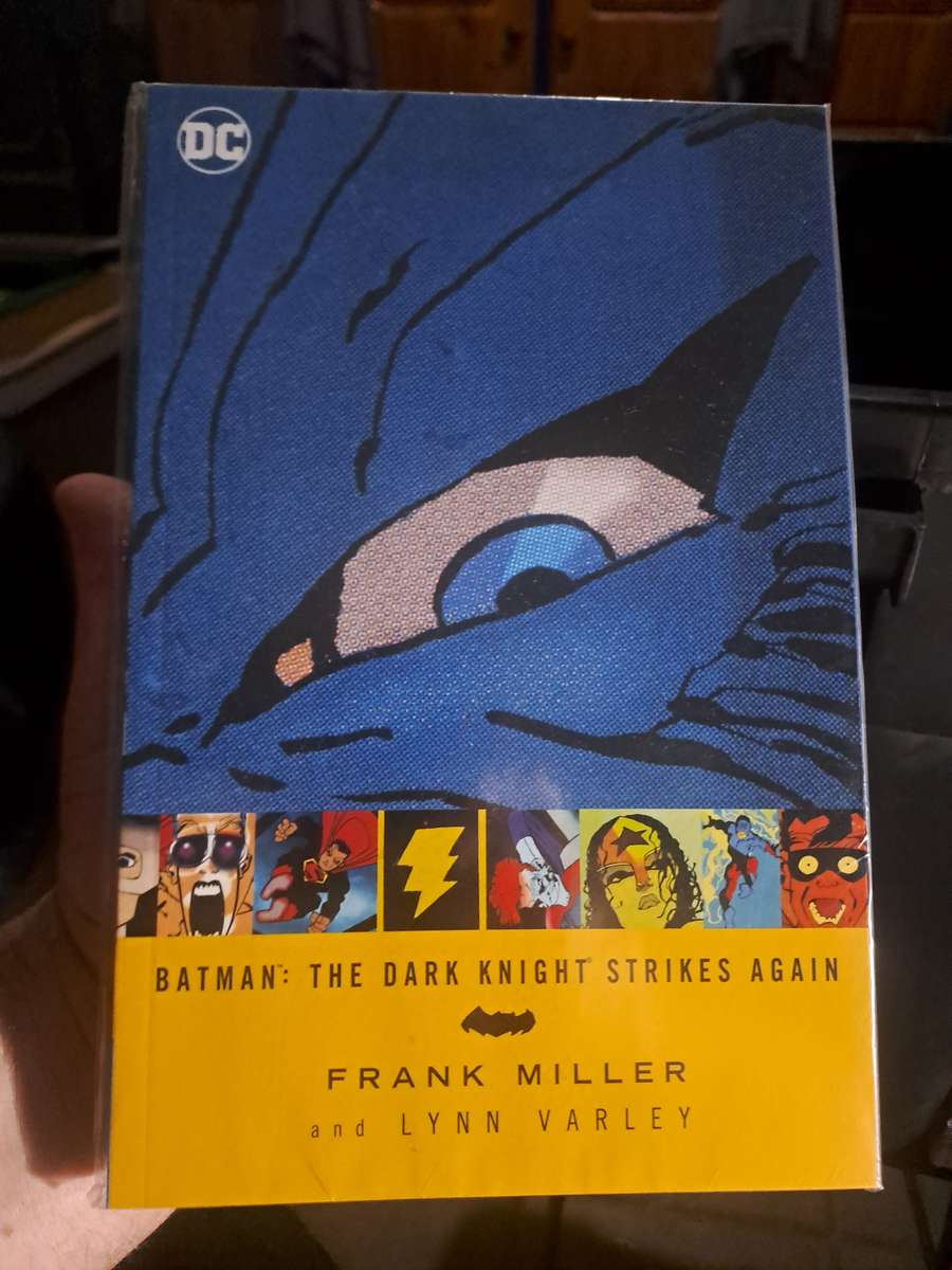 Batman: The Dark Knight Strikes Again [ISBN 978153899294] (DC)