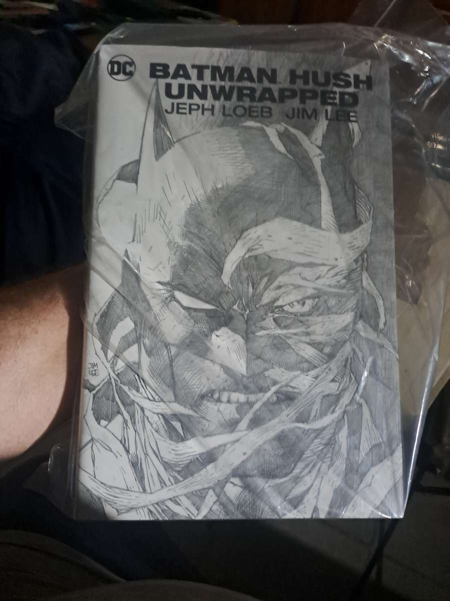 Batman Hush Unwrapped [ISBN 9781401290214] (DC)