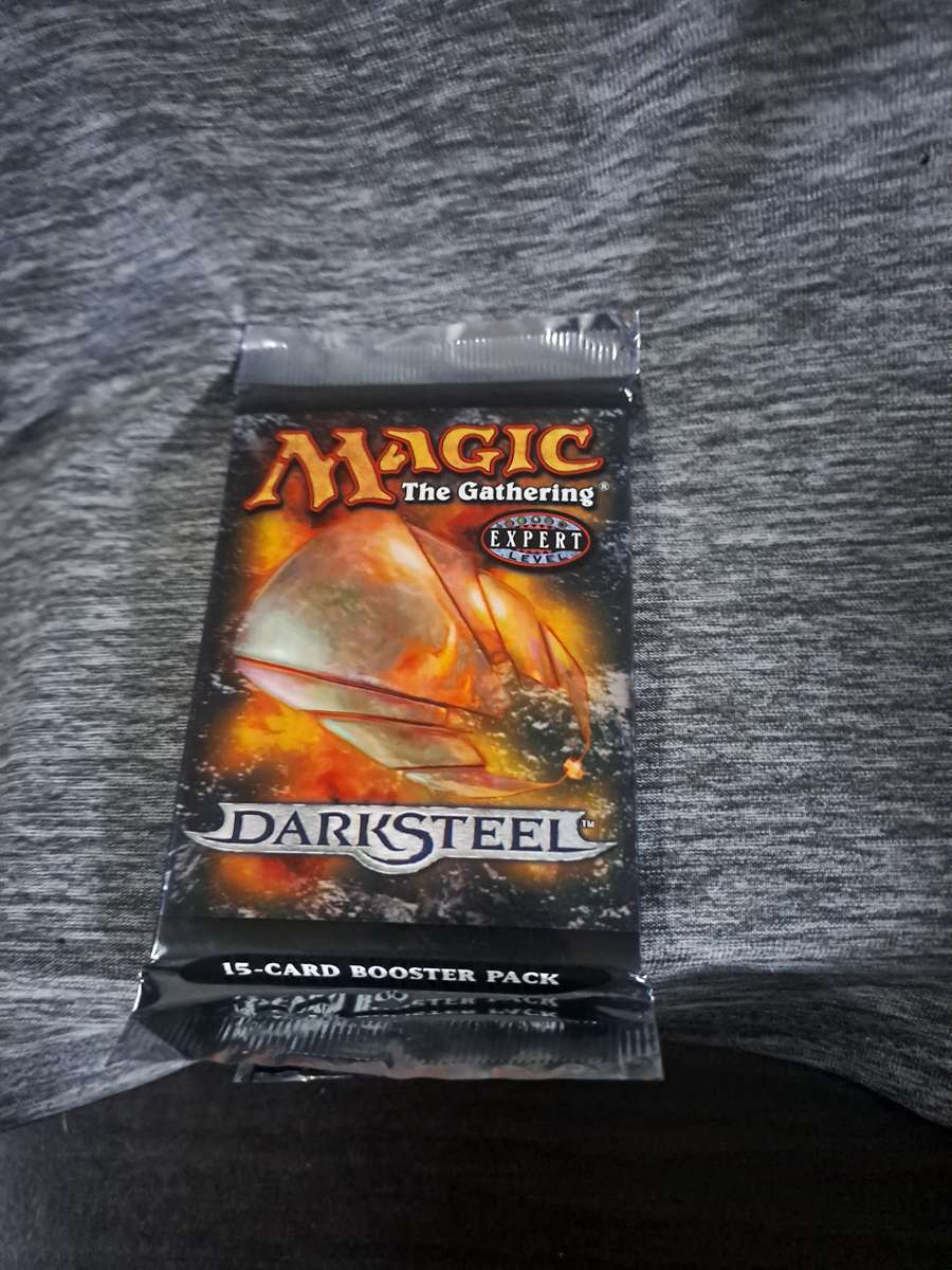Sealed Magic The Gathering Darksteel Booster Pack