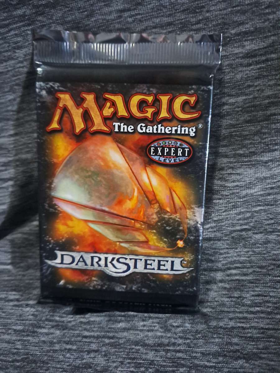 Sealed Magic The Gathering Darksteel Booster Pack
