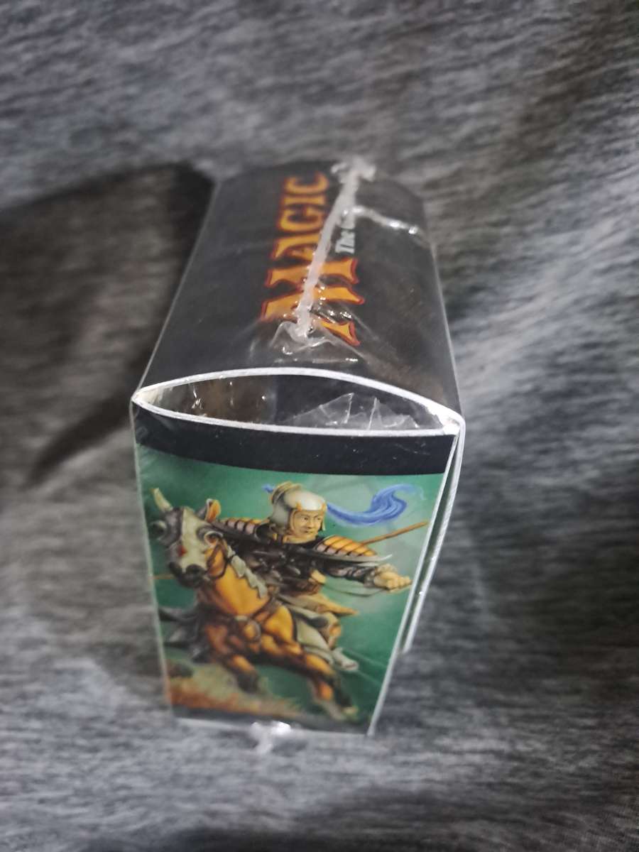 Sealed Magic The Gathering 10th Anniversary 8th Ed. Savannah Lions Deck Box