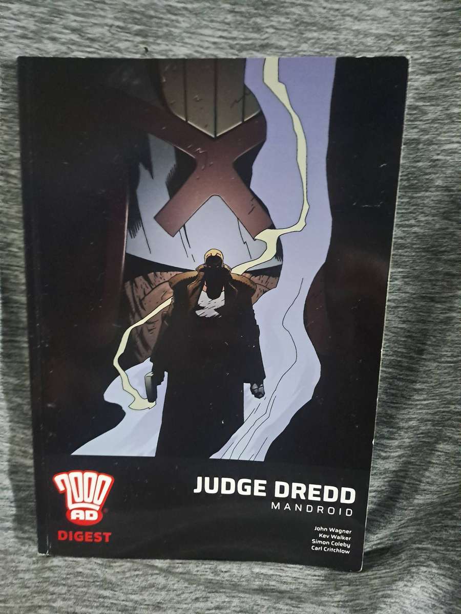 Judge Dredd Mandroid [ISBN 97817818086308](2000 AD Digest)
