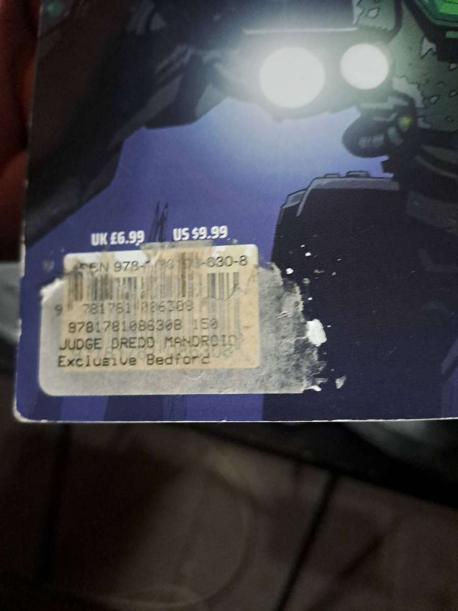 Judge Dredd Mandroid [ISBN 97817818086308](2000 AD Digest)