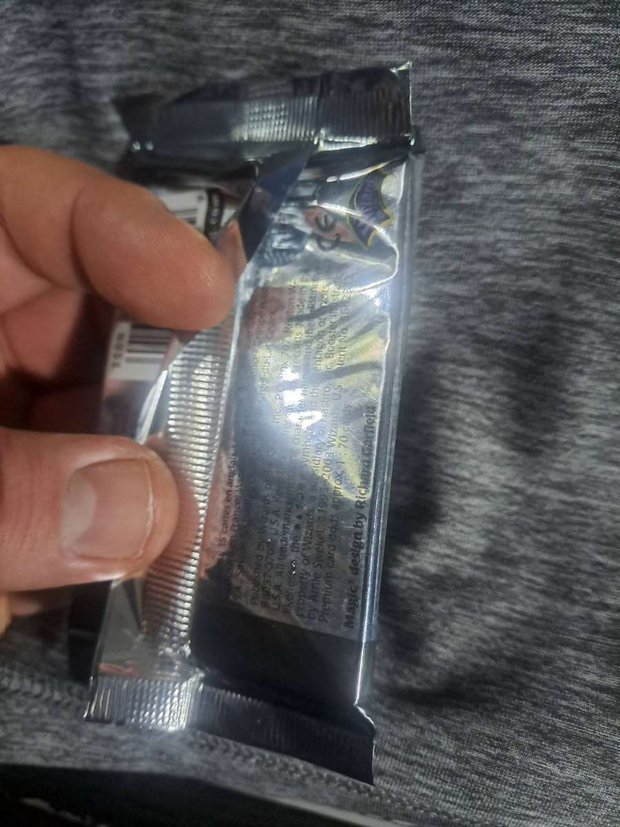 Magic The Gathering Mirrodin Booster Pack