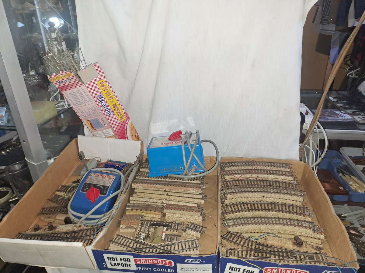 Marklin "m" HO metal 3rd train tracks not tested