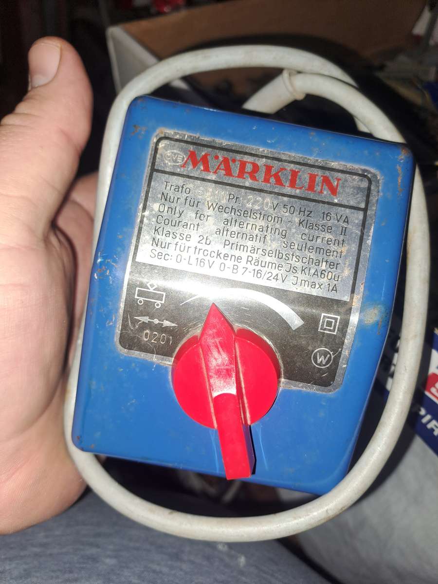 Marklin "m" HO metal 3rd train tracks not tested