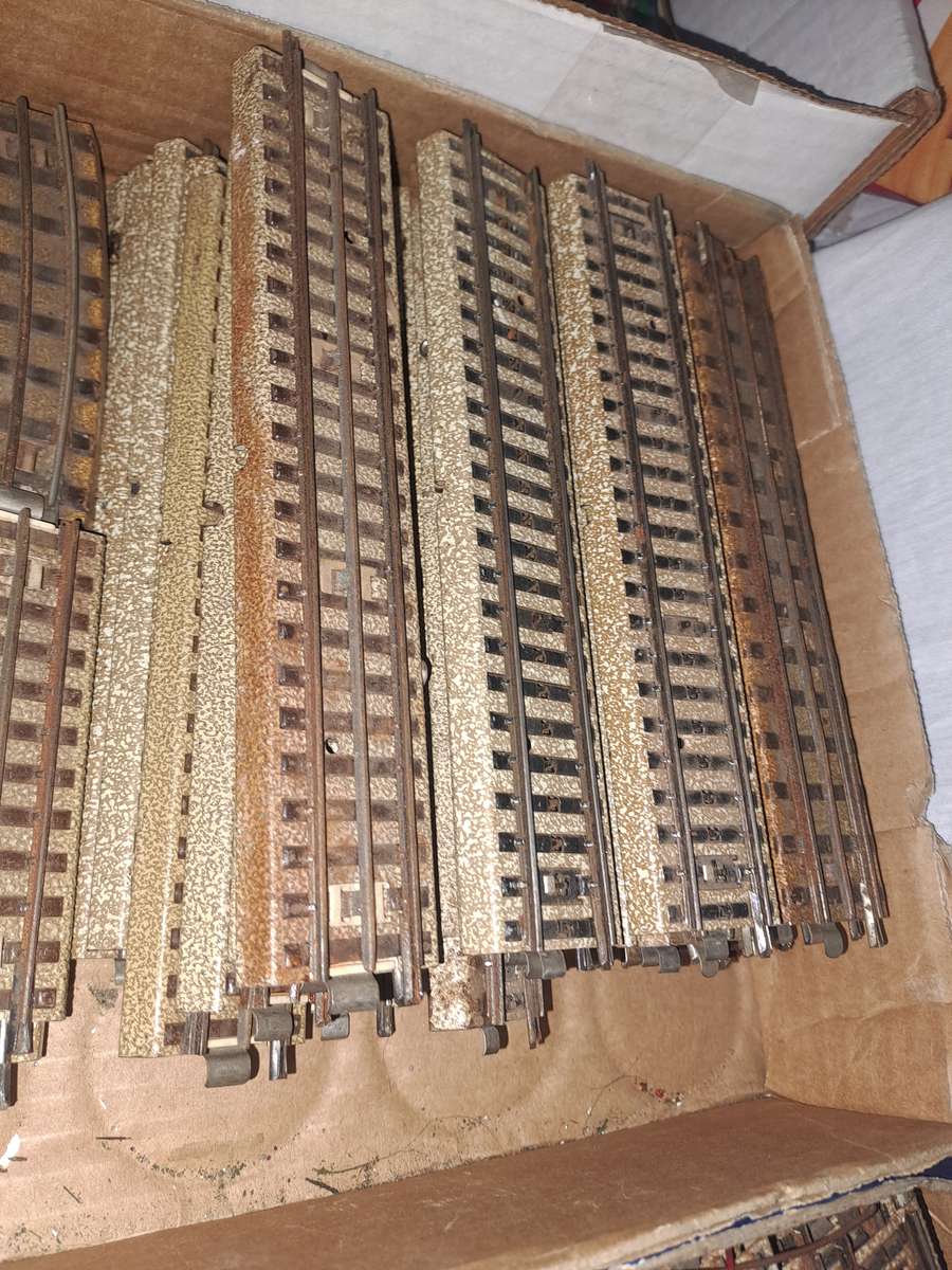 Marklin "m" HO metal 3rd train tracks not tested