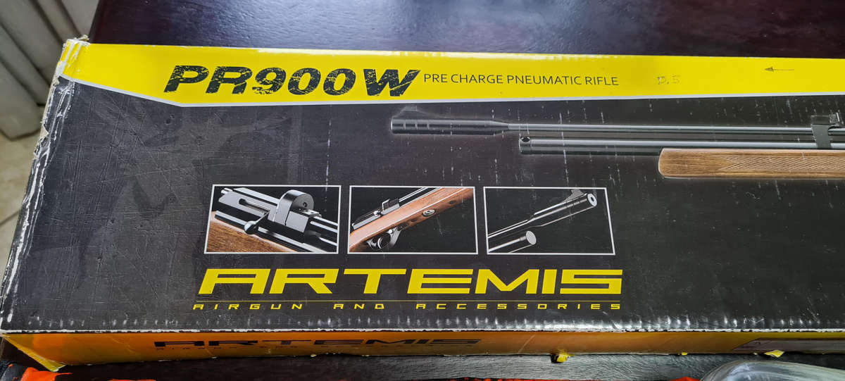 Artemis PR900W PCP Air Rifle (5.5mm pellets) - Complete Kit (worth R16000)