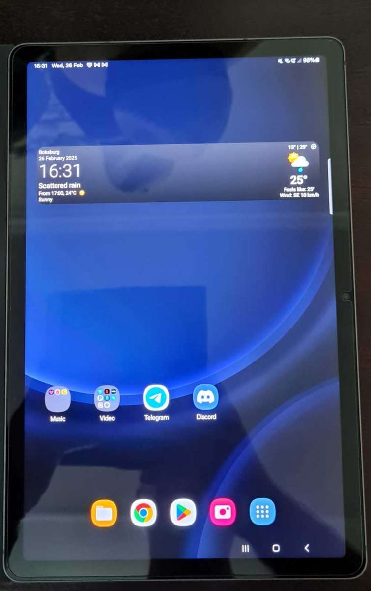 Samsung Galaxy Tab S9 FE 5G with Original Book cover