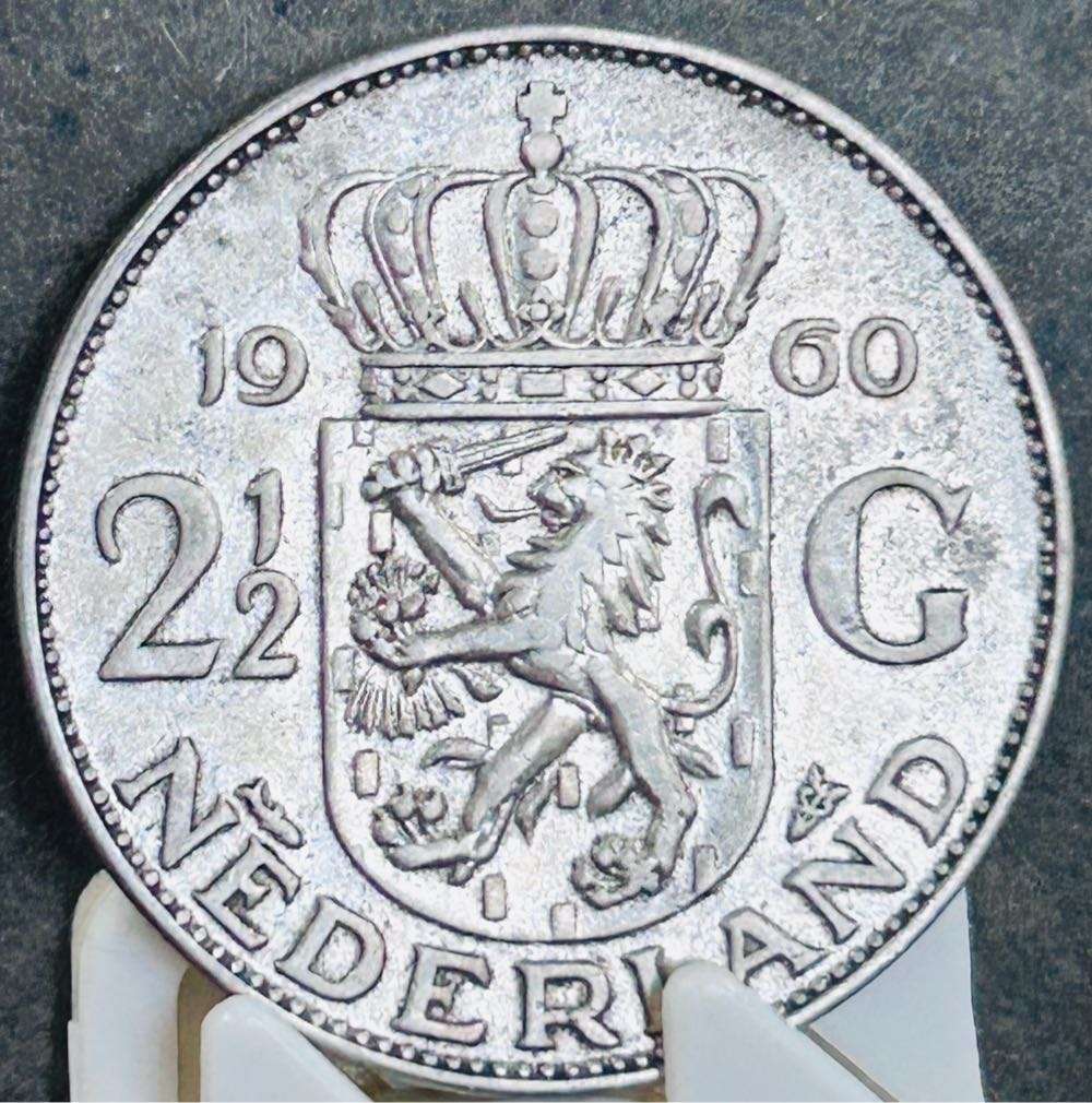 1960 NEDERLAND 2 1/2 GULDEN SILVER COIN -15 grams