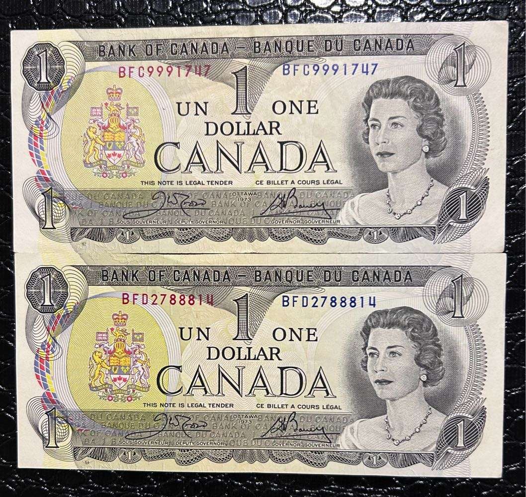 TWO CANADA ONE DOLLAR NOTES IN A/U CONDITION