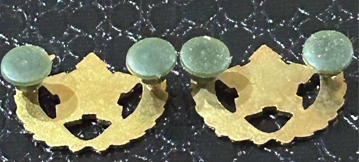 SA Army 2 x Volunteers 5 Years Award Badge