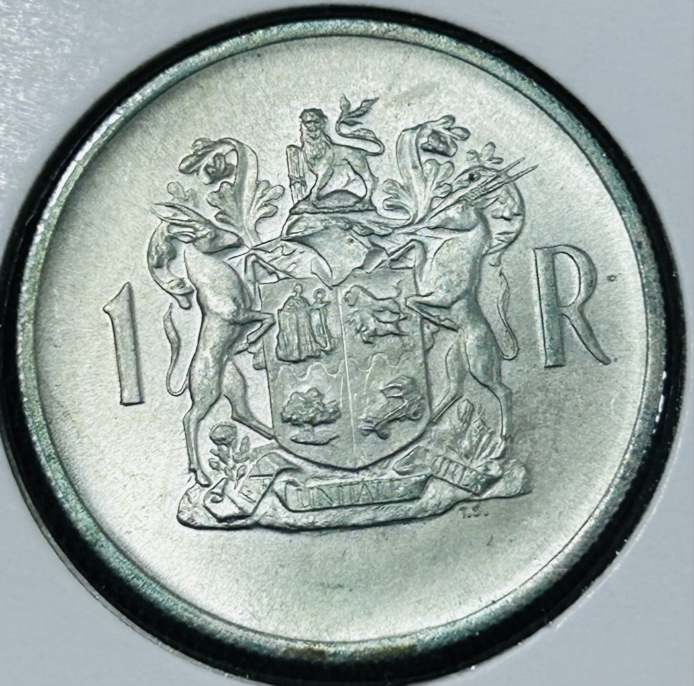 1969 SILVER UNCIRCULATED ONE RAND