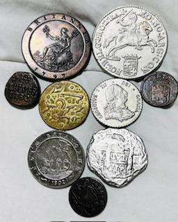 9 X VAN RIEBEECK REPLICE COLLECTABLE TOKENS INCLUDE ALL THE SCARES COLLECTOR PIECES NO DUPLICATES