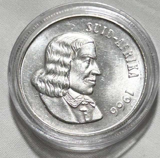 1966 ONE RAND AFRIKAANS - UNCIRCULATED - IN CAPTULE