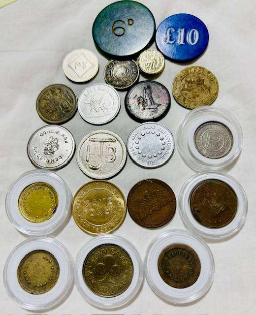 20 x Tokens all different from new to VF nice lot capsules included one bid takes all