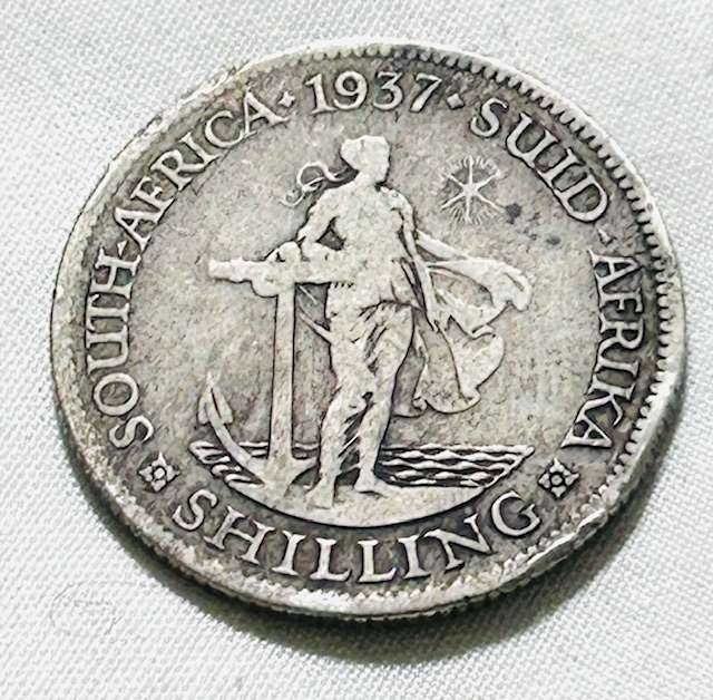 1937 SILVER 1 SHILLING LOWEST PRICE ON PLATFORM - COLLECTABLE FILLER 