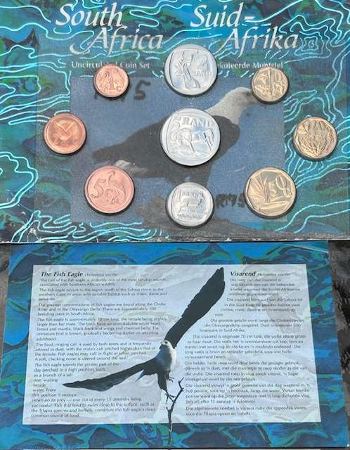 1995 SPECIAL UNCIRCULATE SMALL SET IN ORIGINAL CASE (SEE OTHER 1995 SETS COMPLETE COLLECTION) IMAGES