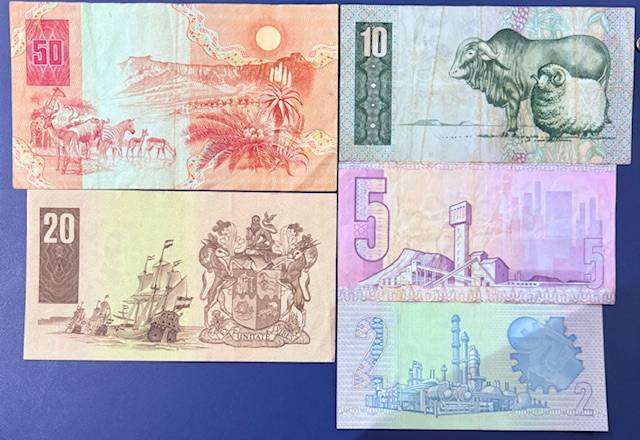 BANKNOTE SET R2 UP TO R50 SEE IMAGES COMPLETE SET OF NOTES