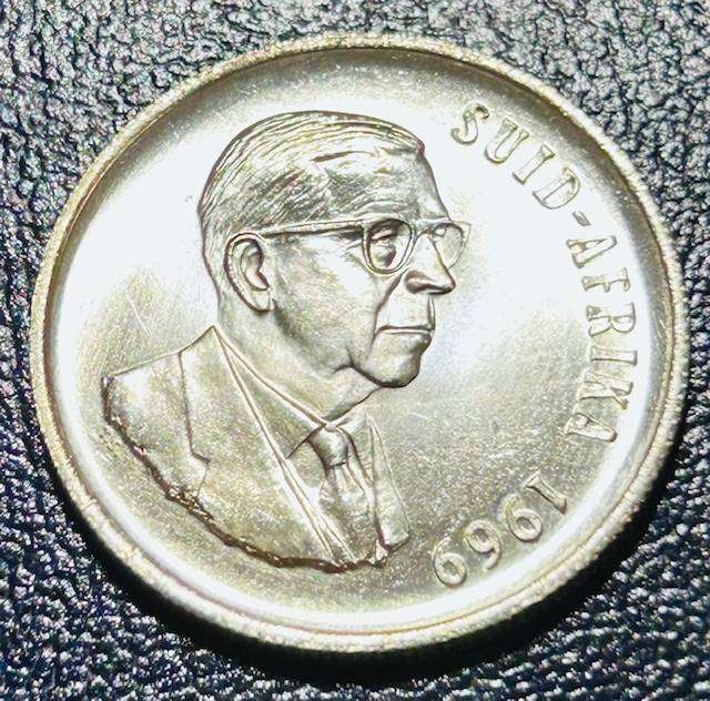 1969 UNCIRCULATED R1 AFRIKAANS COIN SPOTLESS GRADE QUALITY