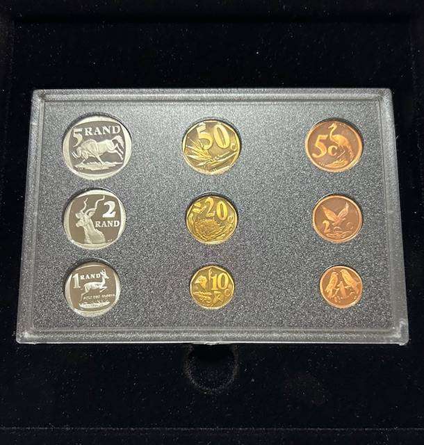 1996 BRILLIANT PROOF SET IN ORIGINAL COIN BOX AS FROM MINT