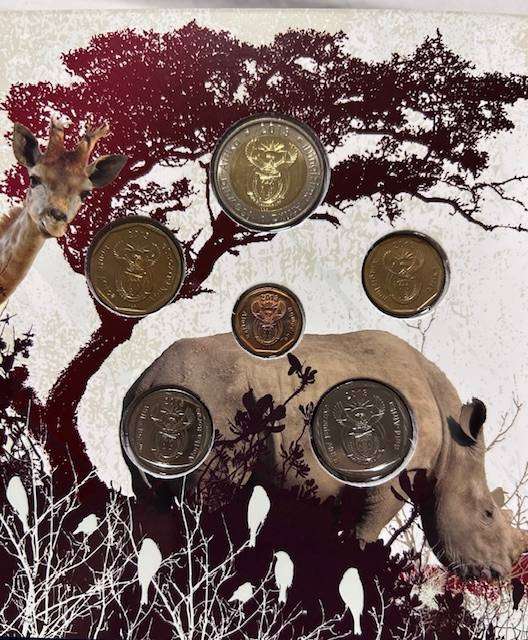 2013 BRILLIANT UNCIRCULATED LOW MINTAGE SCARCE SET IN ORIGINAL COIN BOX AS FROM MINT