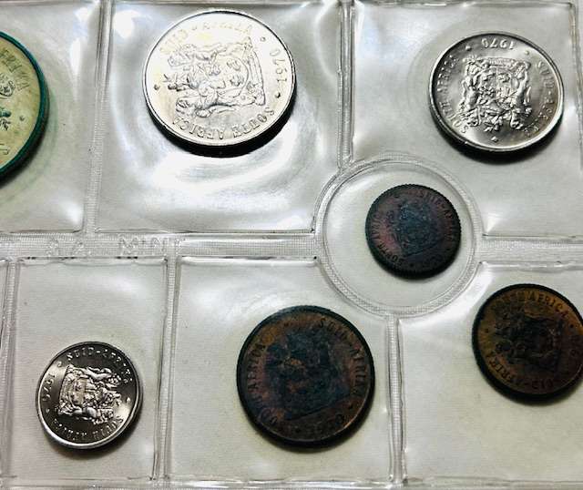 1970 (R1-1/2c) SILVER ONE RAND (R1) MINT PACK SOUTH AFRICA UNCIRCULATED AS FROM MINT