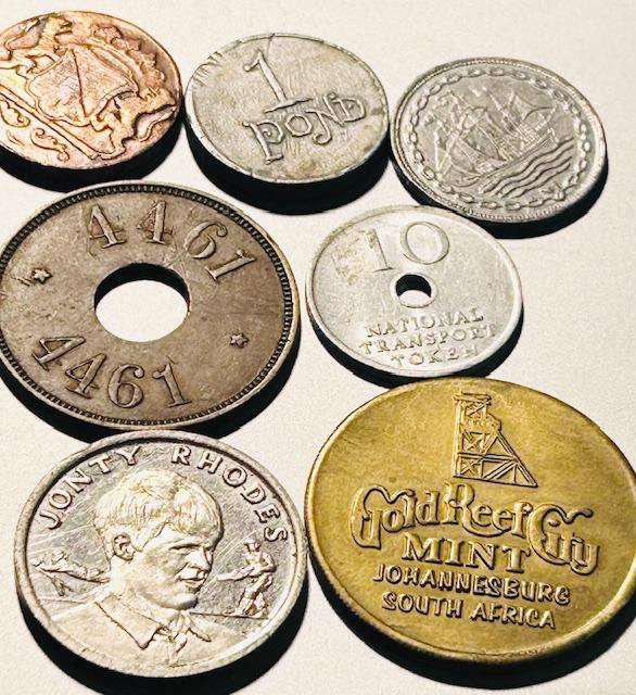 EXCEPTIONAL MIXED TOKEN LOT WITH HIGHLY COLLECTABLE TOKENS (9) TOKENS