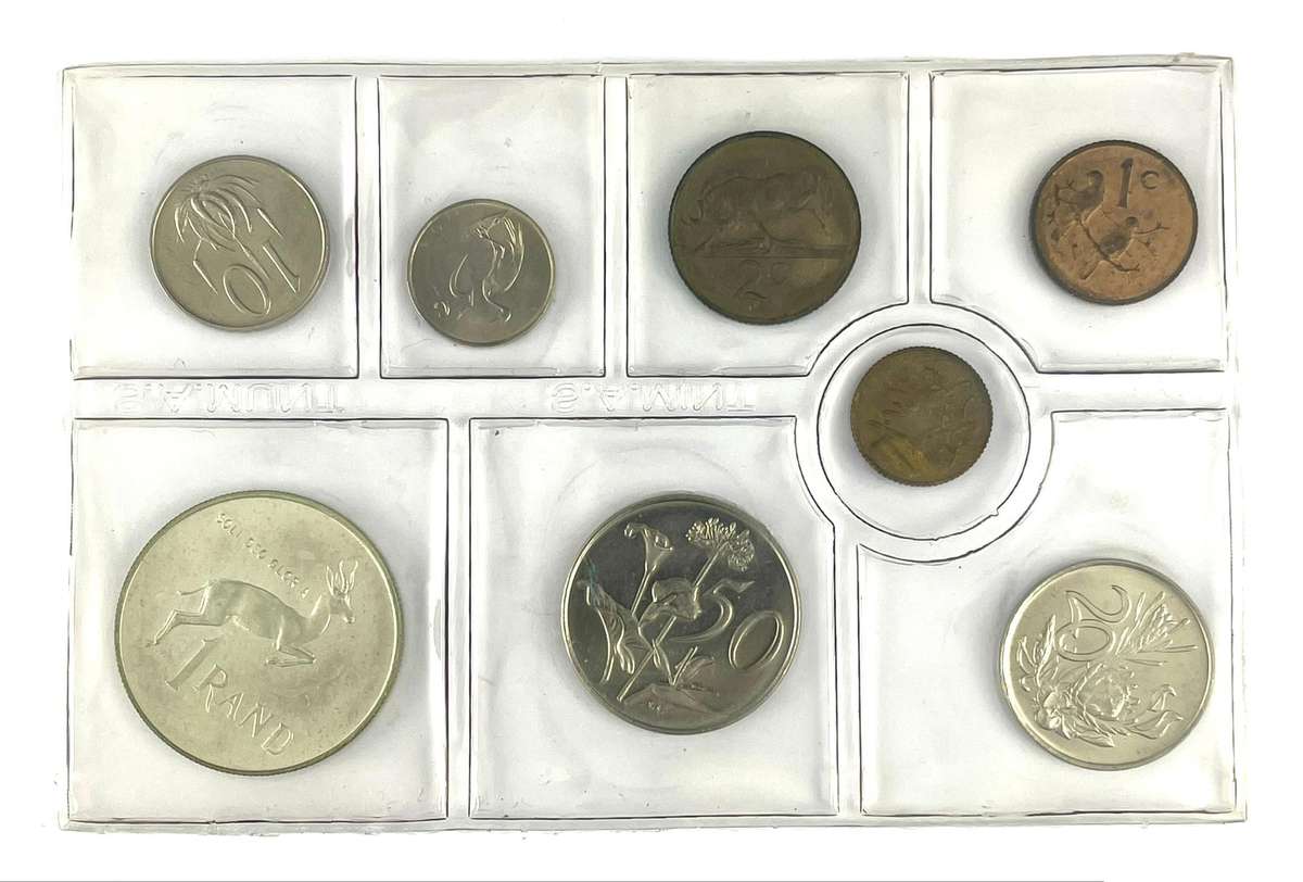 1976 South Africa (UNC) Uncirculated Mint Pack Set (Silver R1)* **Mintage ONLY 20,000**