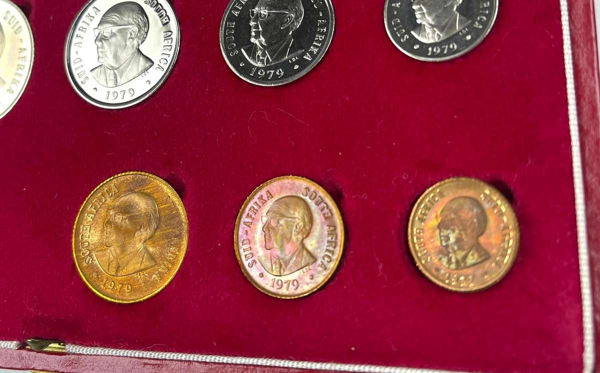 1979 Partial proof set, no gold, no silver R1