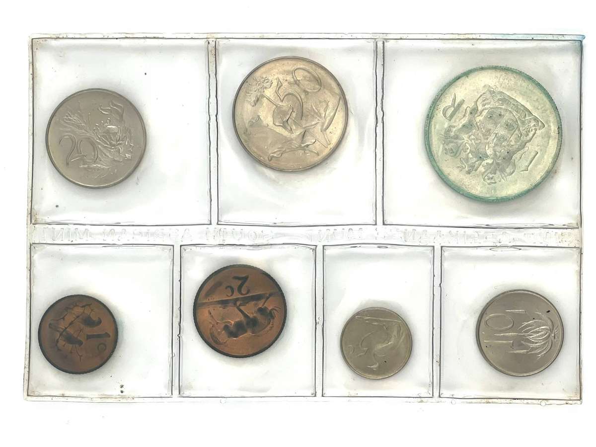 1969 Afrikaans Suid Africa (UNC) Uncirculated Mint Pack Set (Silver R1)* **Mintage ONLY 7,500**