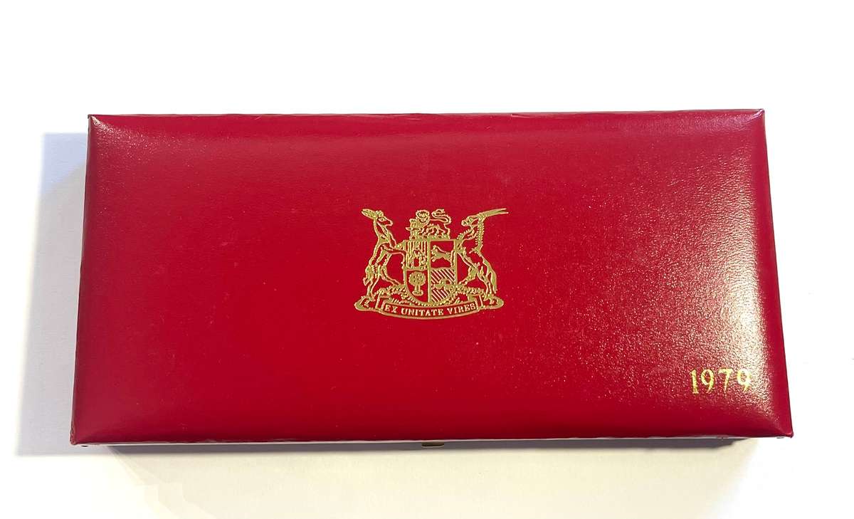 1979 Partial proof set, no gold, no silver R1 no 50 cent