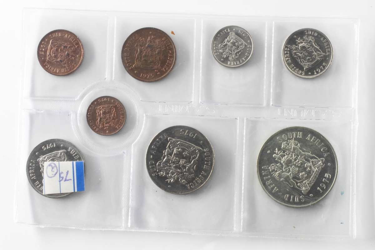 1975 South Africa (UNC) Uncirculated Mint Pack Set (Silver R1) * **Mintage ONLY 20,000**