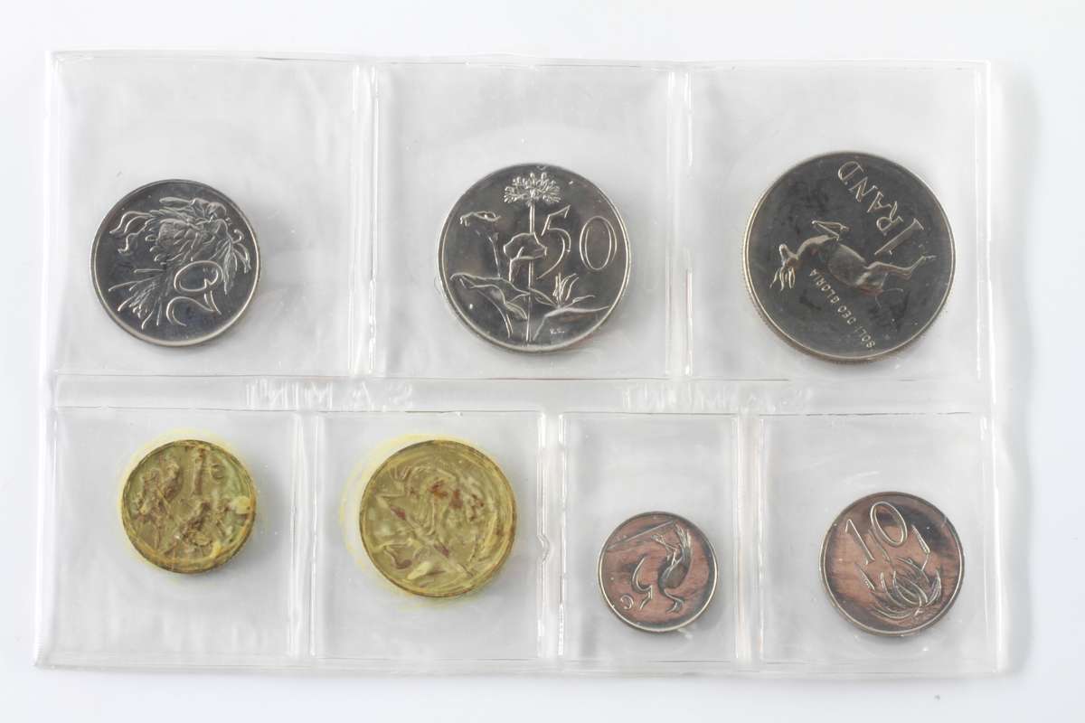 1981 South Africa (UNC) Uncirculated Mint Pack Set * **Mintage ONLY 10,000**