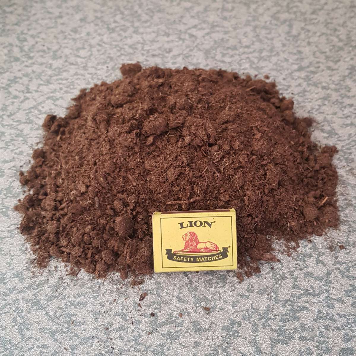 Sphagnum peat moss - 1 litre